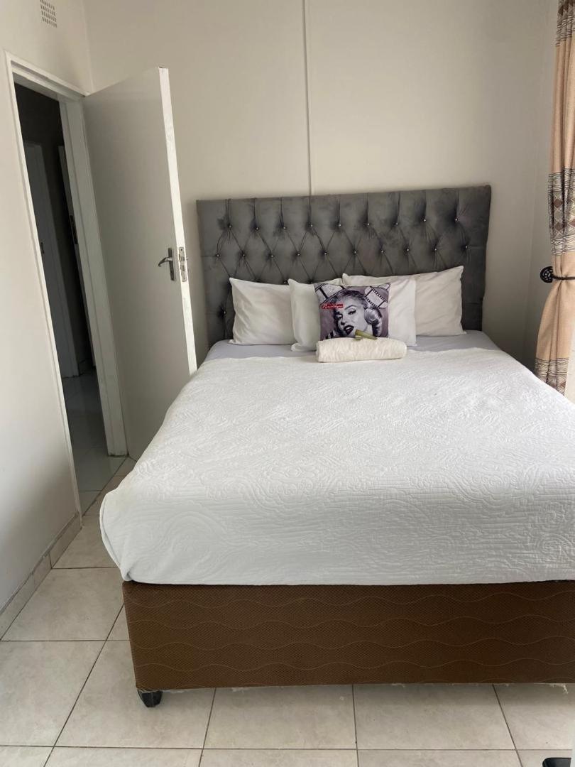 Villa Prince Harare Esterno foto
