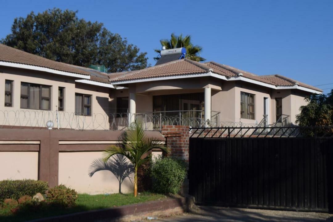 Villa Prince Harare Esterno foto
