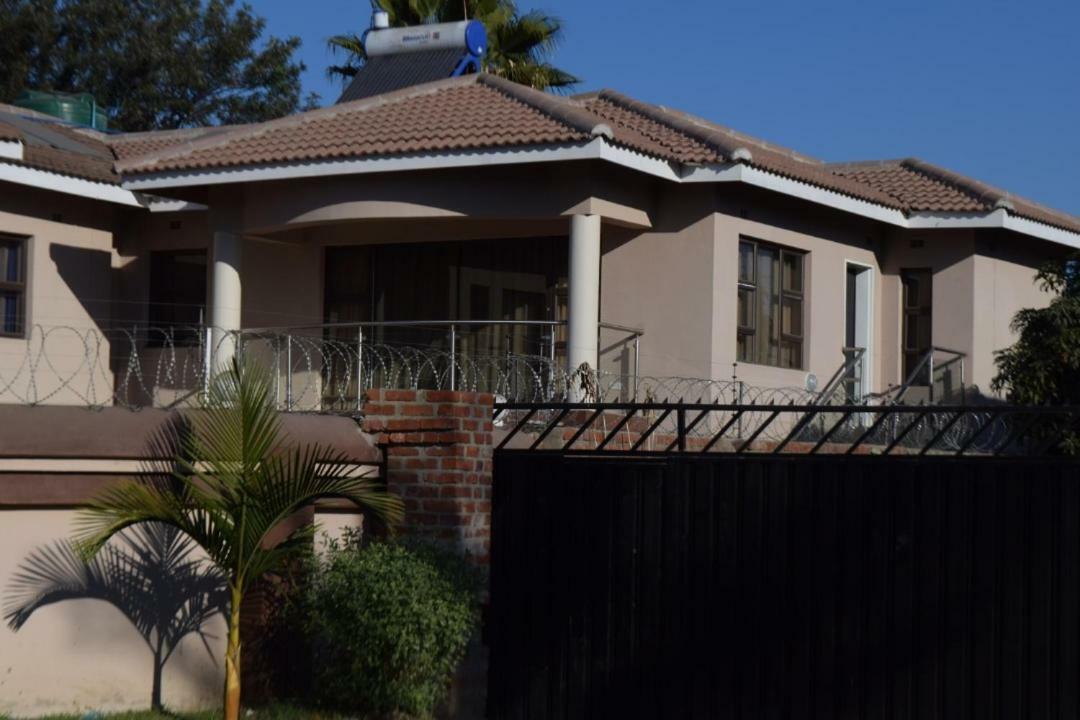 Villa Prince Harare Esterno foto