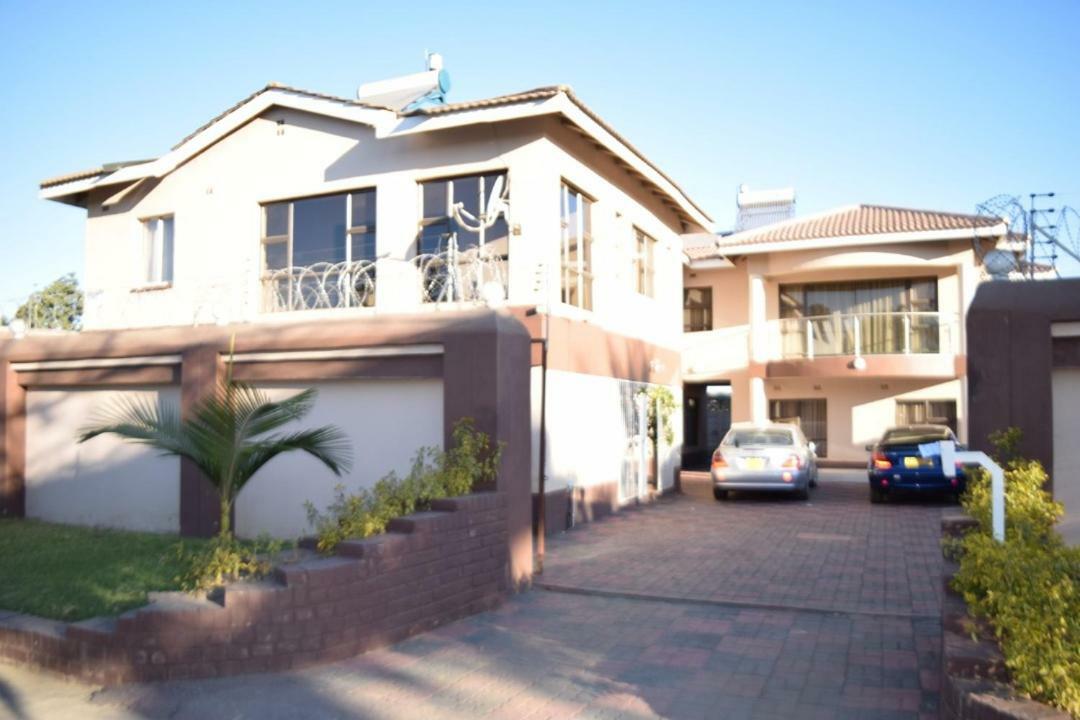 Villa Prince Harare Esterno foto
