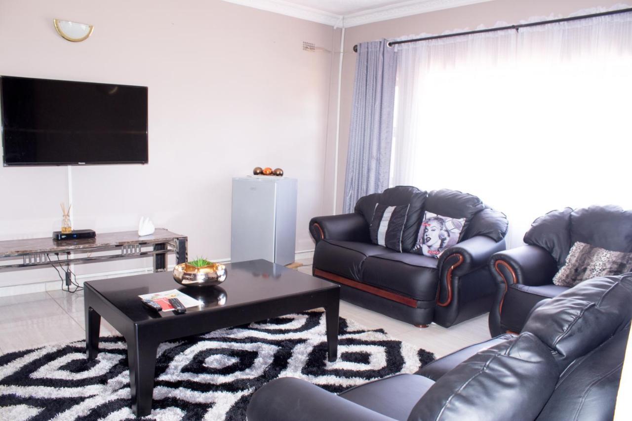 Villa Prince Harare Esterno foto